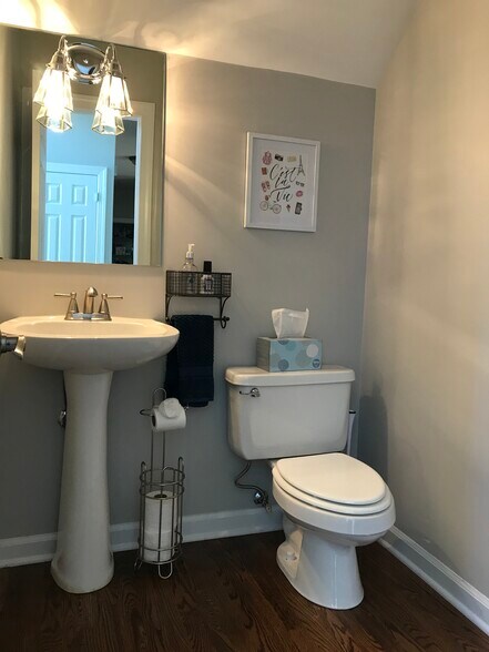 Building Photo - 10301 Rougemont Ln