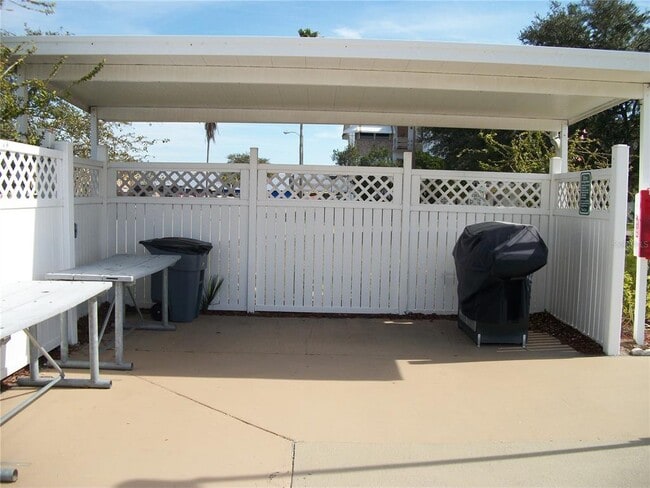 Building Photo - 5850 18th St N