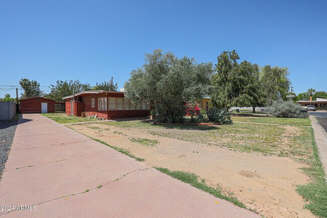 Building Photo - 7030 N 14th Ave