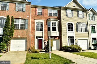Building Photo - 7005 Cradlerock Farm Ct