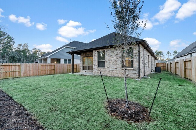 Building Photo - 131 Lukewood Cir