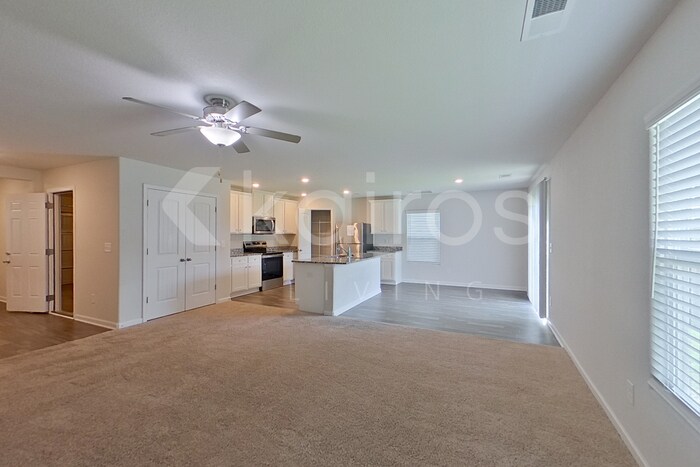 Building Photo - 1626 Hidden Gdn Ln