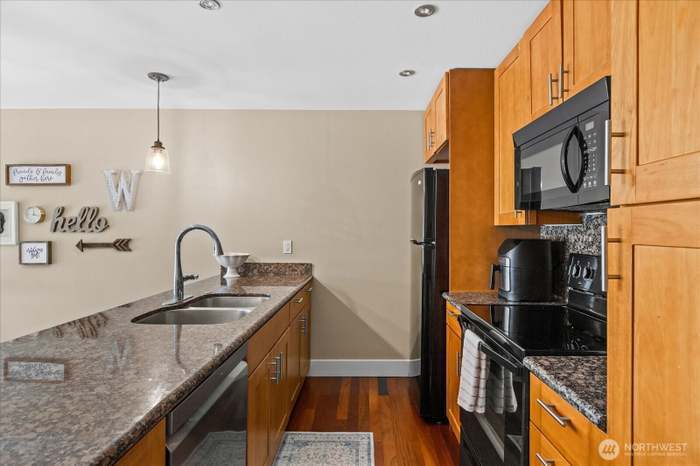 Building Photo - 8503 Bowdoin Way
