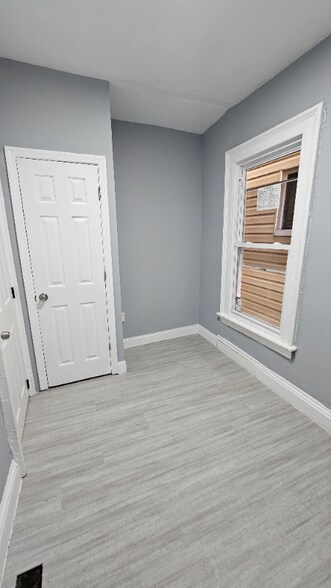 Building Photo - 169 Pearl St