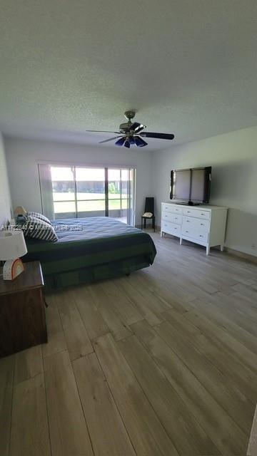 Building Photo - 301 Lakeside Ct