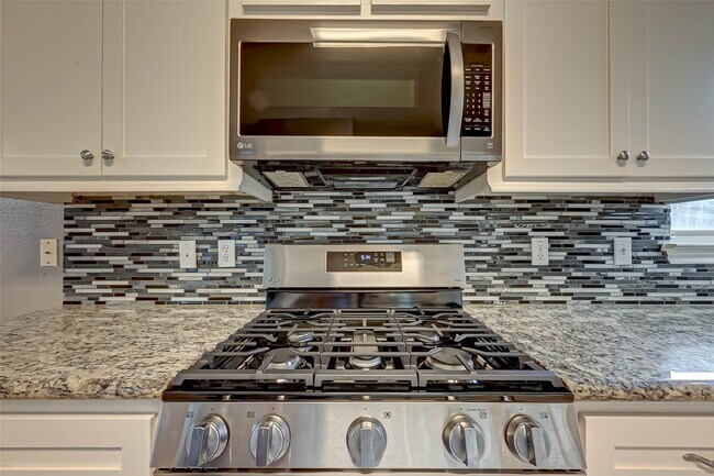 Building Photo - 987 Arbor Crossing