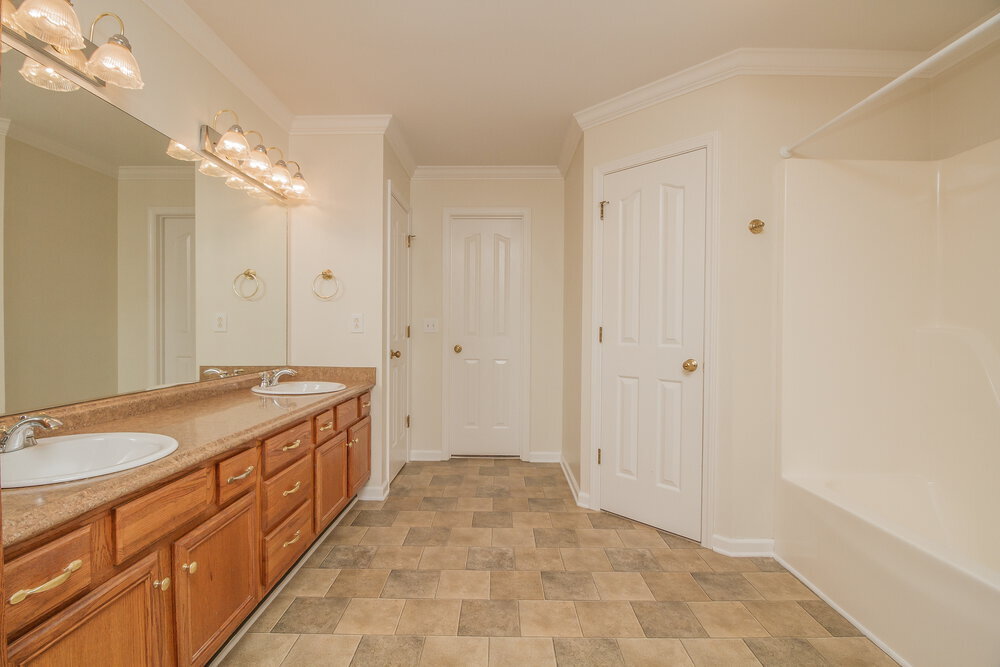 Building Photo - 1527 Dodd Trail