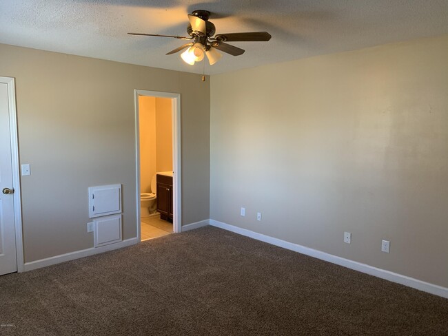 Building Photo - 103 Shiloh Dr