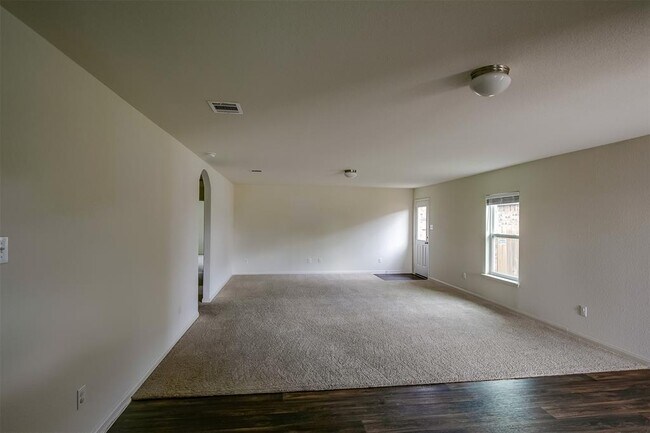 Building Photo - 149 Proclamation Ave