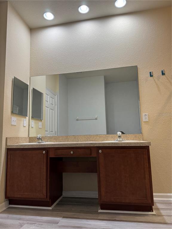 Building Photo - 3025 Greystone Loop