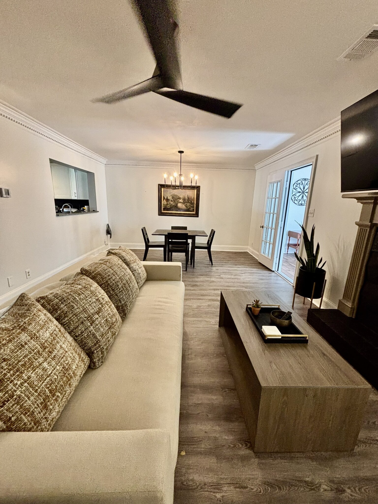 Building Photo - 7919 Briar Villa Pl