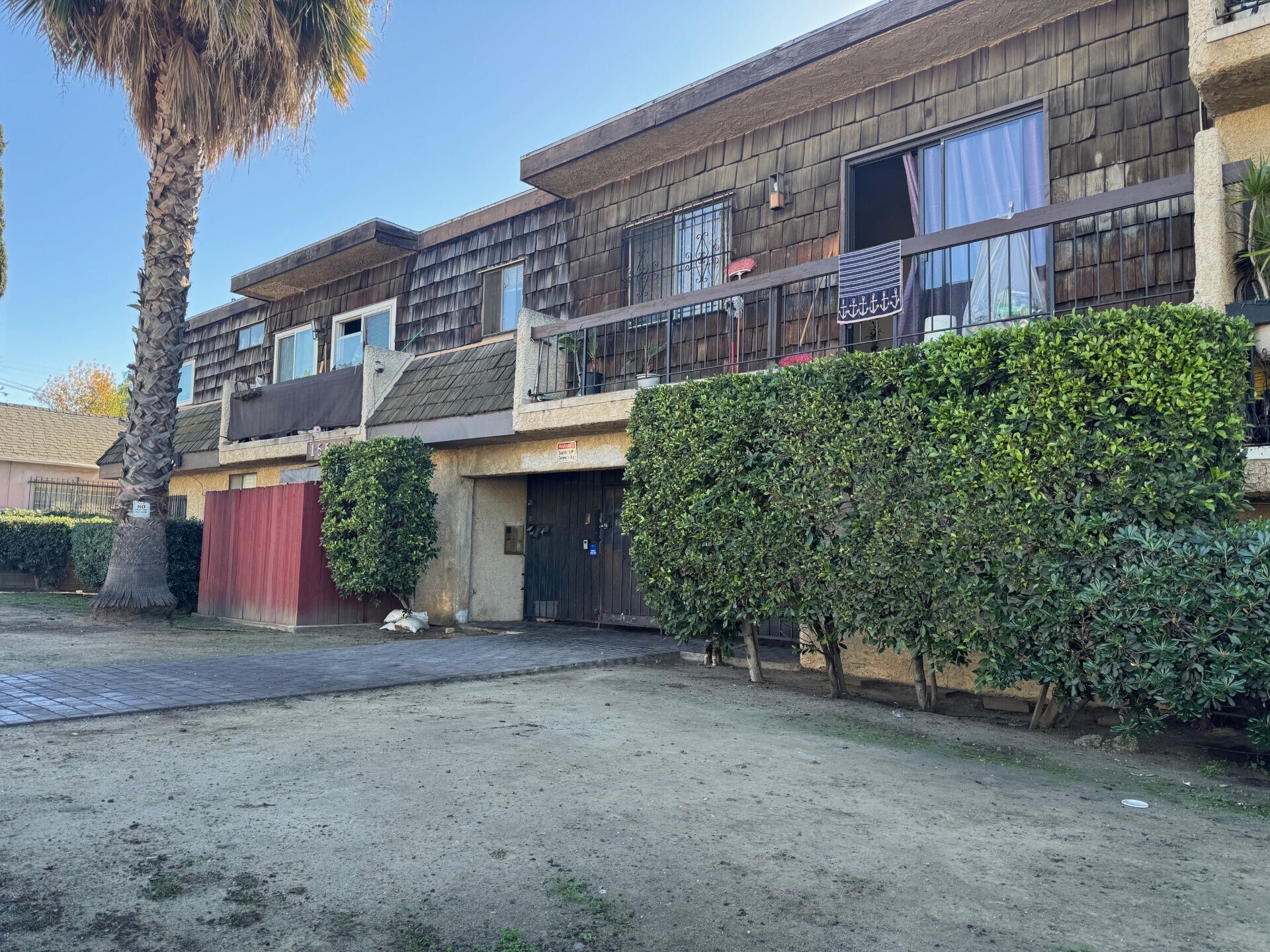 Building Photo - 15516 Nordhoff St