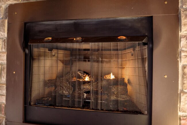 Building Photo - 7223 Ferry Rd