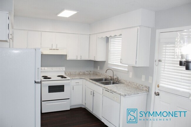 Building Photo - Limited-Time Move-In Special! - Free RING Camera!