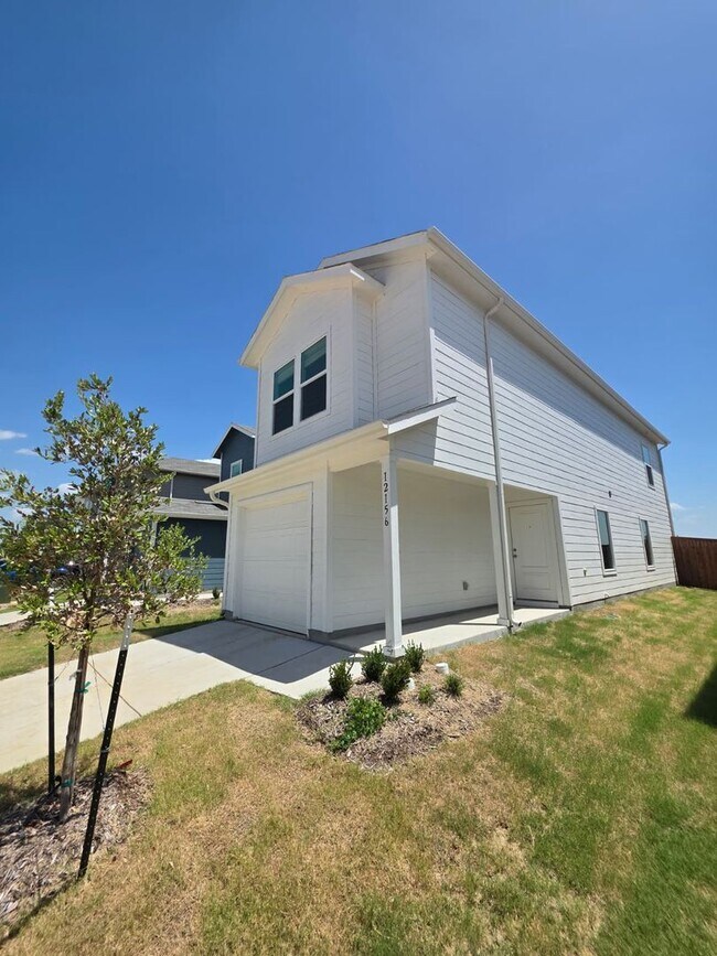 Building Photo - Modern 3-Bed New Construction with 2.5 Bat...