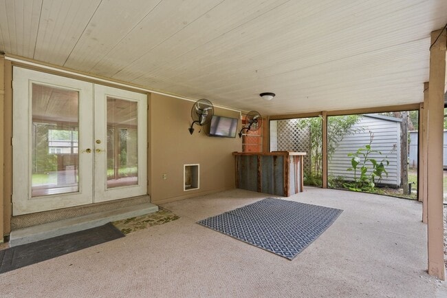 Building Photo - 4731 NW 39th St