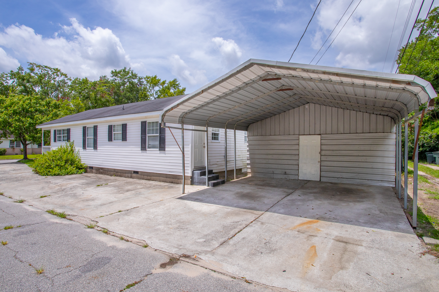 covered parking and storage shed - 1220 E 57th St