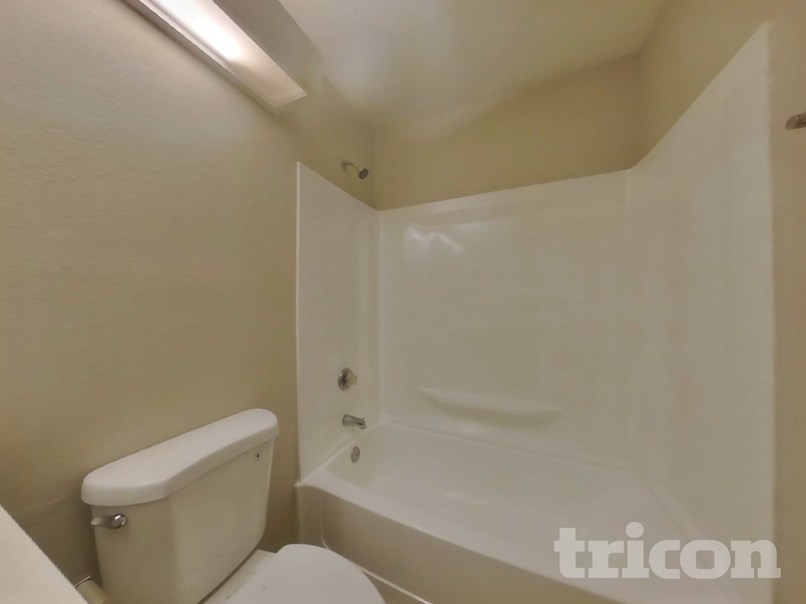 Building Photo - 7726 Robinette Rd