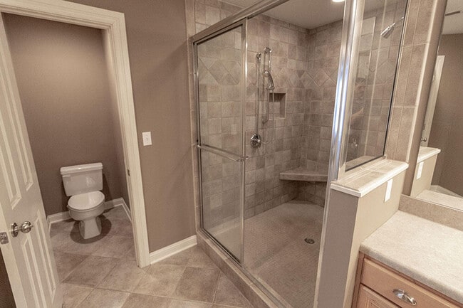 Building Photo - 2303 Roslyn Ct