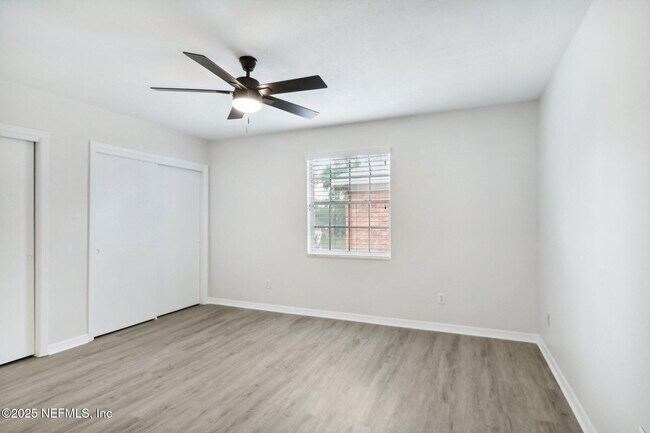 Building Photo - 1846 Mallory St