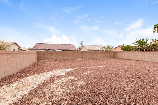 Building Photo - 325 Colorful Rain Ave