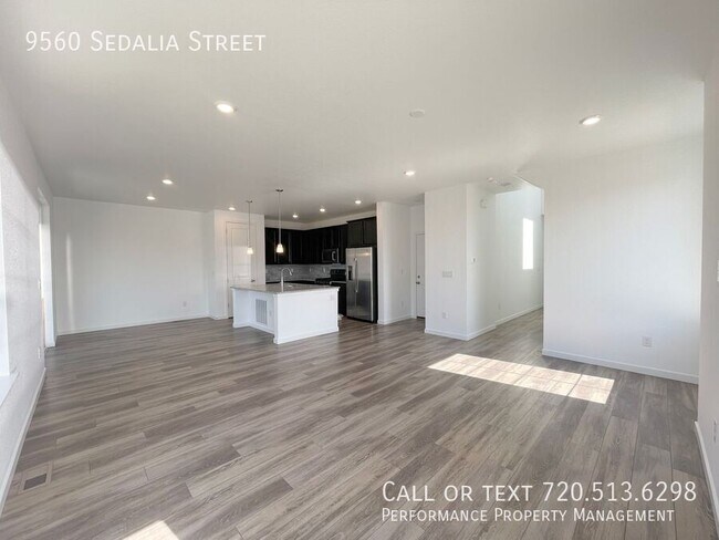 Building Photo - 9560 Sedalia St