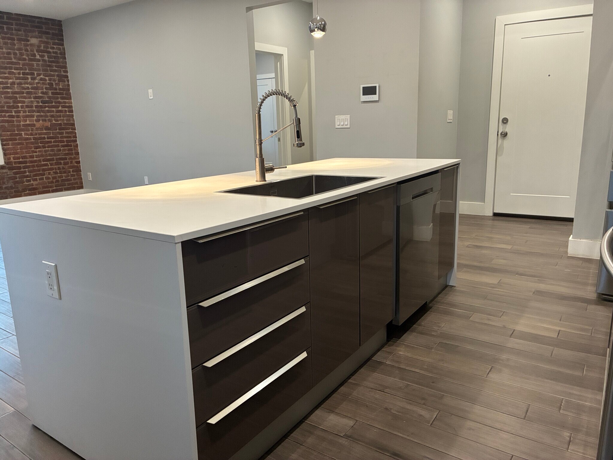 Kitchen - 100 Oak St