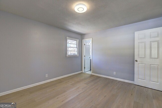 Building Photo - 469 Dogwood Dr NW