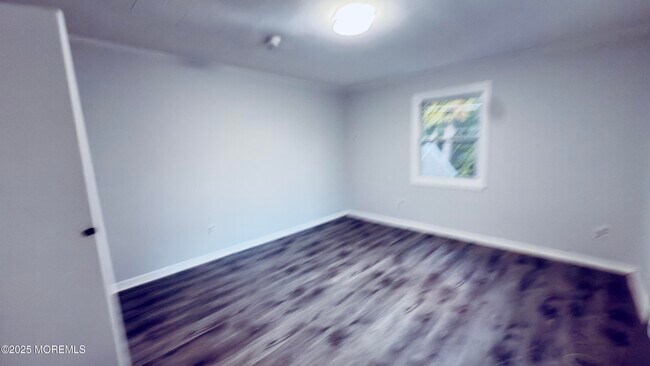 Building Photo - 56 Lindsley Pl