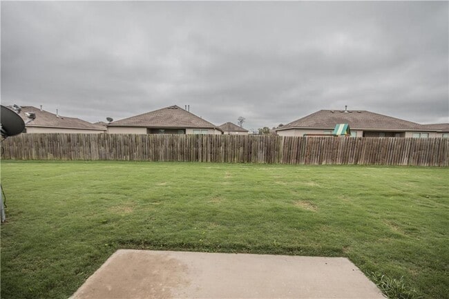 Building Photo - 1230 Marigold Rd