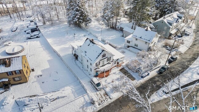 Building Photo - 242 Prospect St