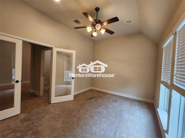 Building Photo - 27123 Bunker Bluff Ct