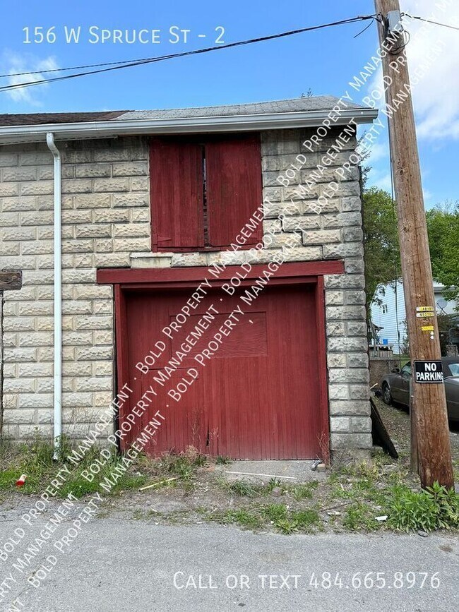 Building Photo - 156 W Spruce St