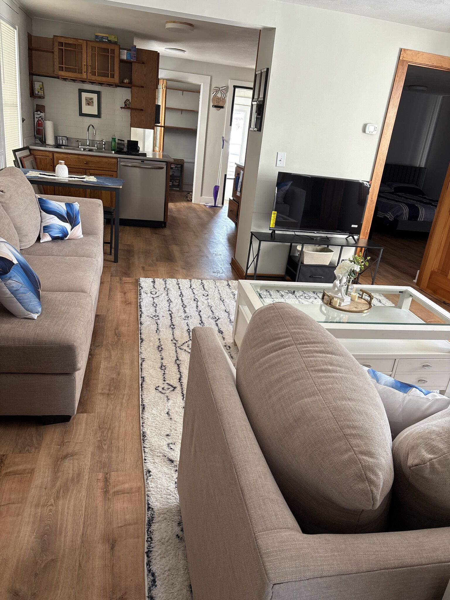 Building Photo - 160 Main St