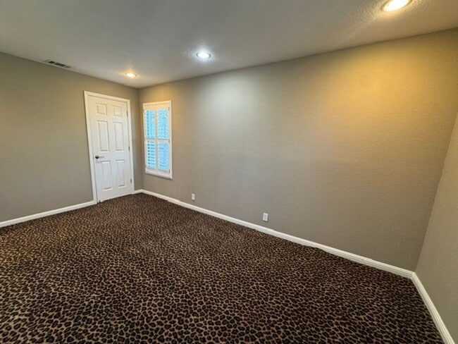 Building Photo - Wonderful 3 bedroom 2 bath, Two story home in S. Walnut Creek, Lakewood community!