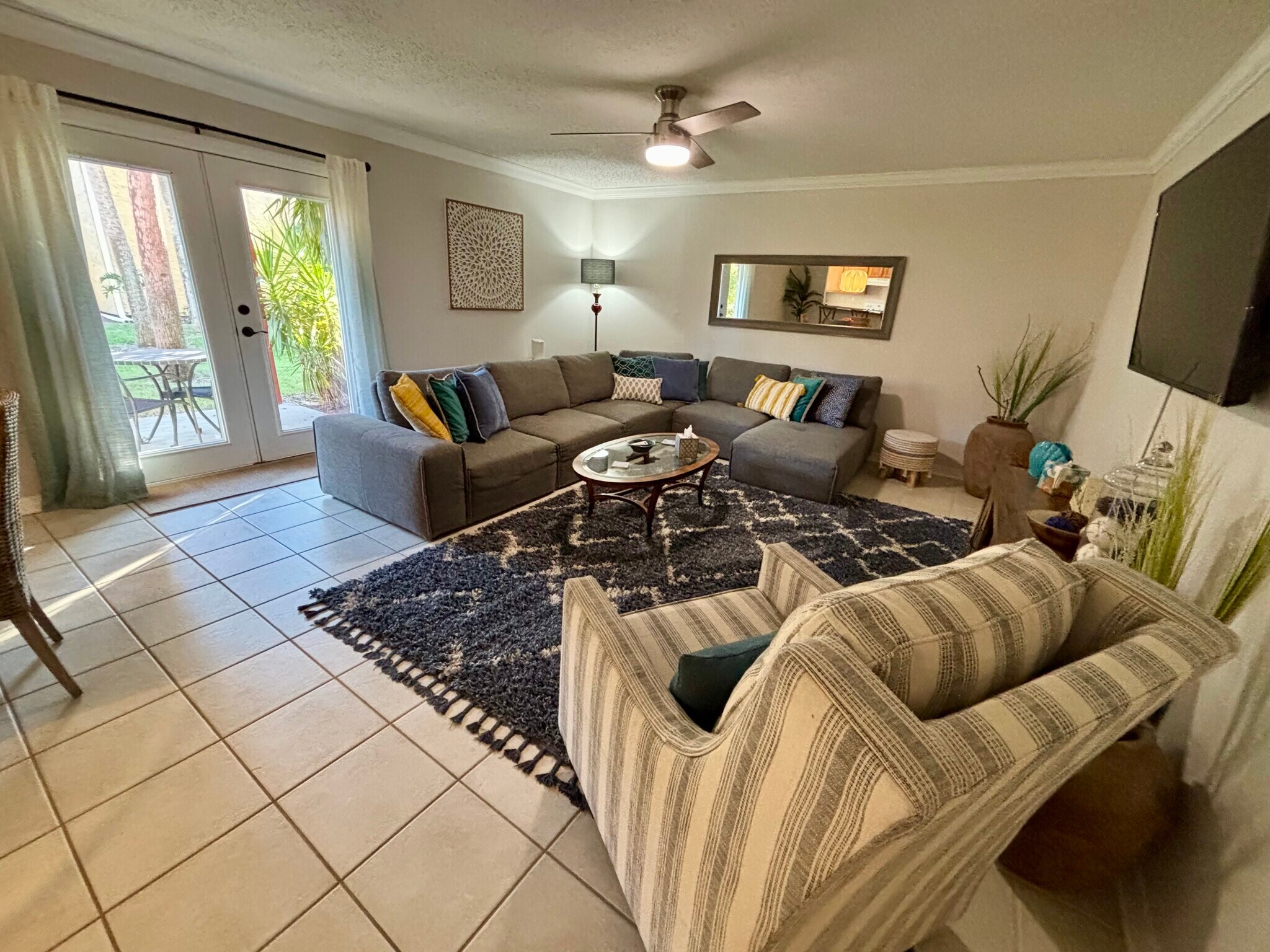 Building Photo - 1866 Toucan Way