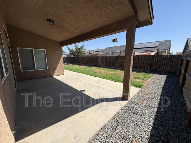 Building Photo - 30910 Jackrabbit St