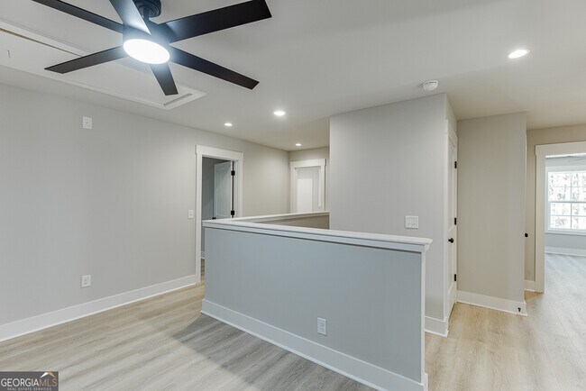 Building Photo - 110 Rains Rd