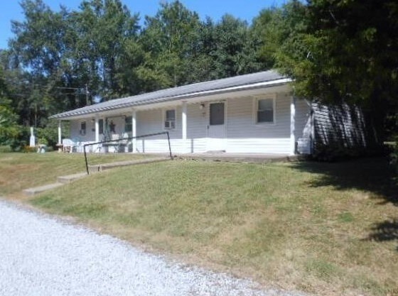 Building Photo - 1700 Clarice Dr