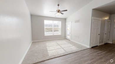 Building Photo - SPARKLING LOVELY CONDO IN HERRIMAN!!!
