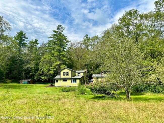 Building Photo - 259 John Joy Rd