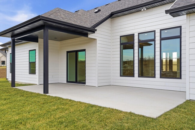 Building Photo - 2700 Easley Cabin Cir