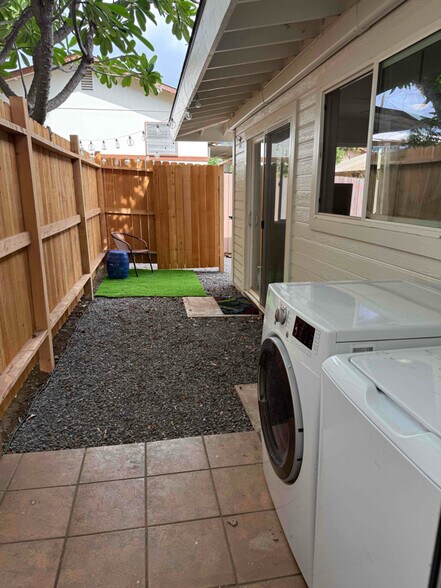 Building Photo - 2169 Aluna Pl