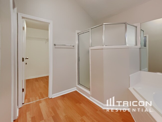 Building Photo - 3521 Clare Cottage Trace SW