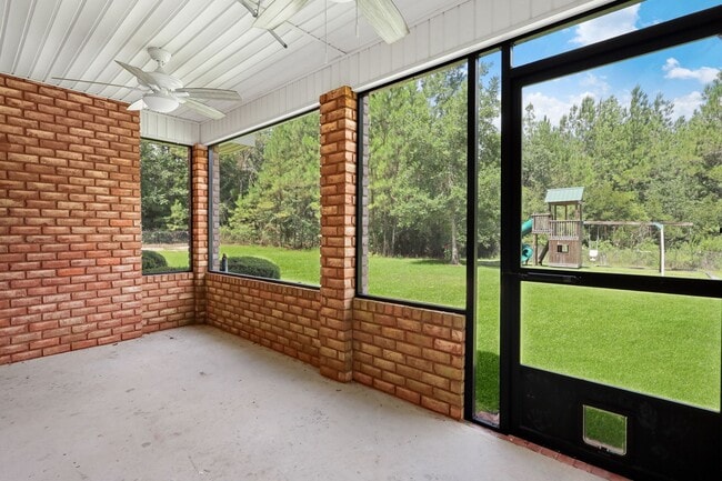Building Photo - 3 Bed, 3 Bath Plus Office Home for Rent!!