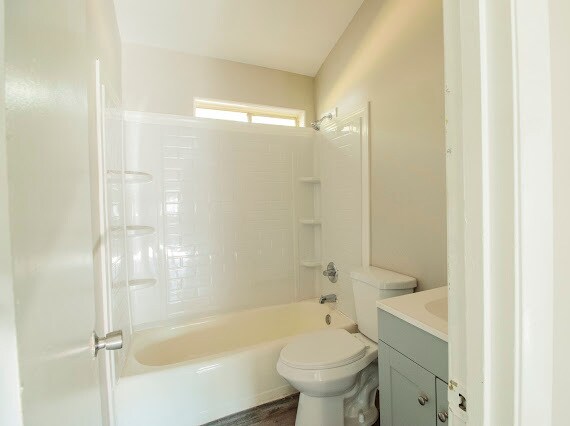 Building Photo - 1721 3rd Pl SW