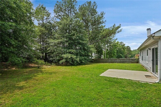 Building Photo - 3025 Andora Dr SW