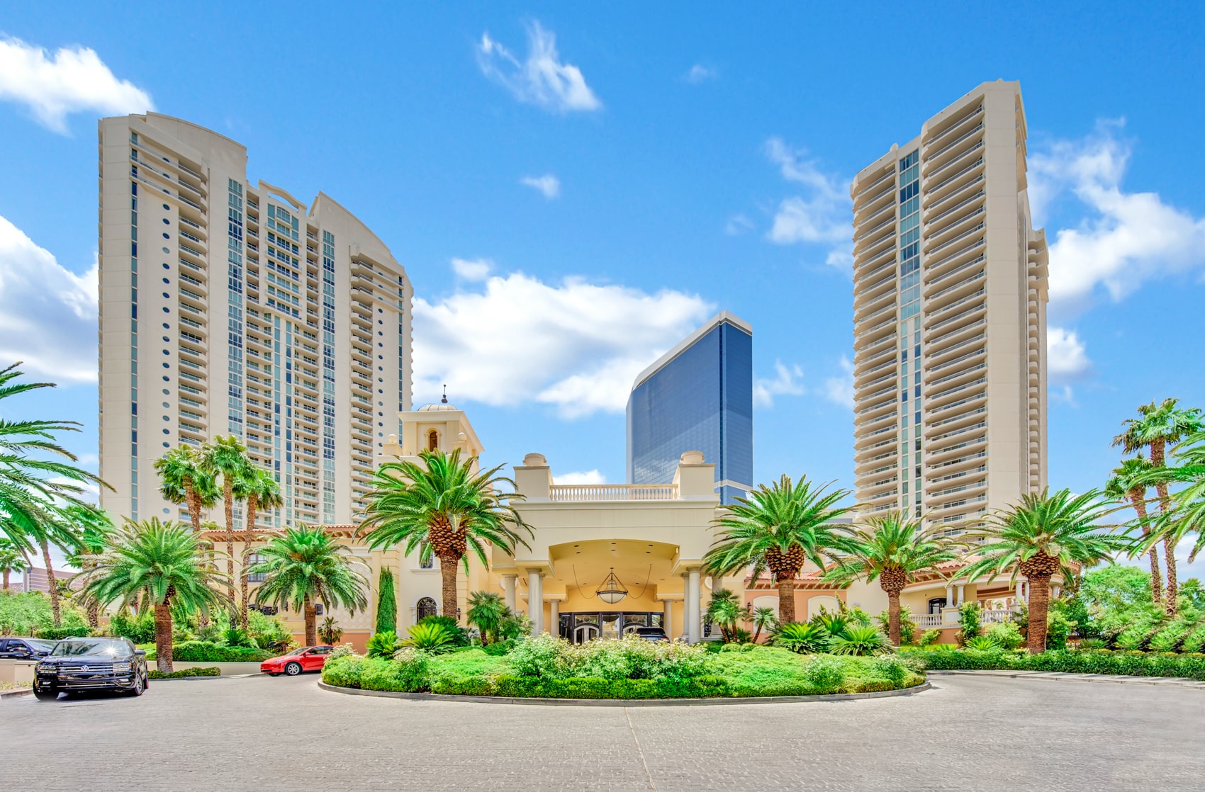 Building Photo - 2777 Paradise Rd