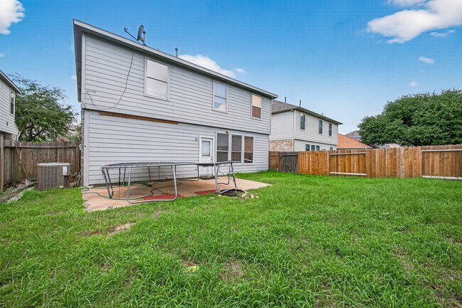 Building Photo - 15430 Elm Leaf Pl