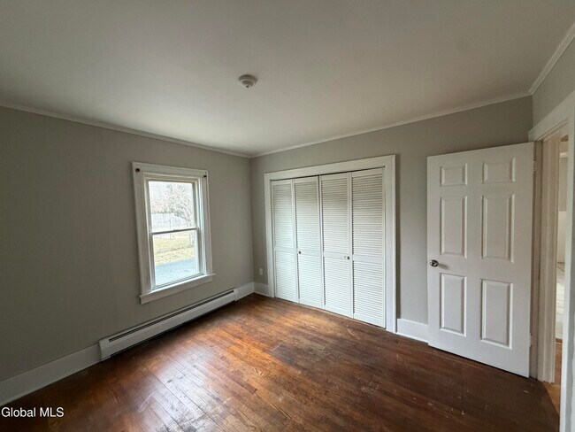 Building Photo - 102 Main Ave